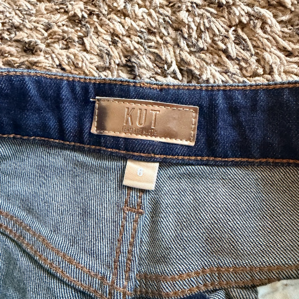 Kut from the Kloth denim in Dark Blue Wash - Picture 2 of 3